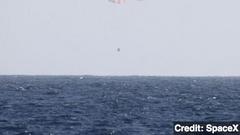 spacex dragon capsule splash lands in pacific ocean
